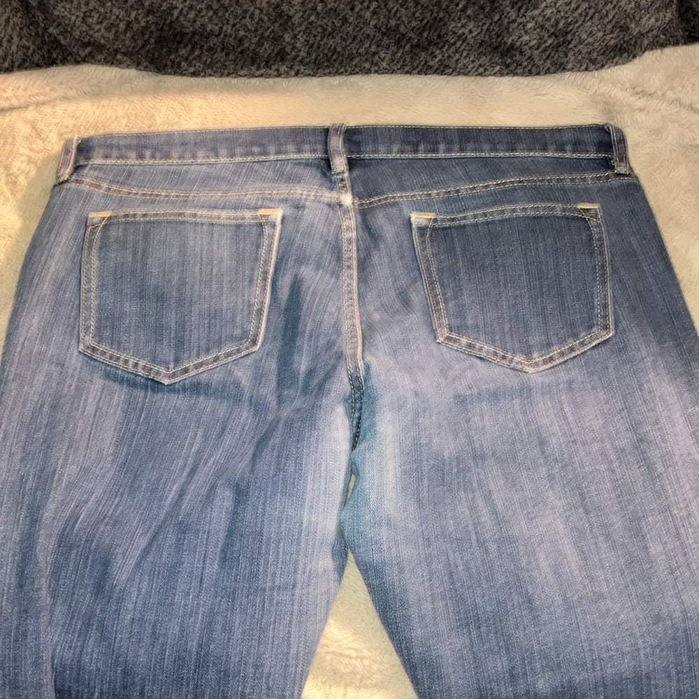 Old Navy ‘the diva’ jeans, size 16 - Picture 3 of 5